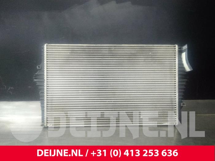Usagé Intercooler Volvo XC70 (SZ) XC70 2.5 T 20V Prix € 70,00 Règlement à la marge proposé par van Deijne Onderdelen Uden B.V.