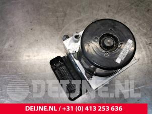 Gebrauchte ABS Pumpe Volvo S80 (AR/AS) 2.0 D4 16V Preis € 75,00 Margenregelung angeboten von van Deijne Onderdelen Uden B.V.