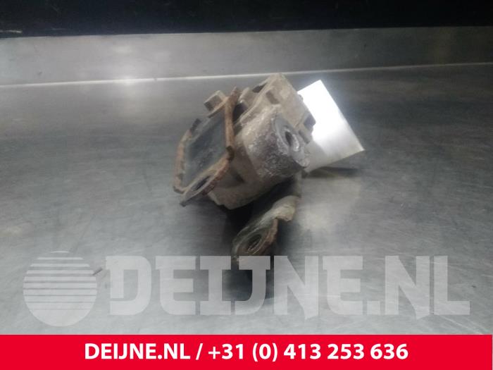Gebrauchte Motorlager Volvo XC60 I (DZ) 2.4 D3/D4 20V AWD Preis € 25,00 Margenregelung angeboten von van Deijne Onderdelen Uden B.V.