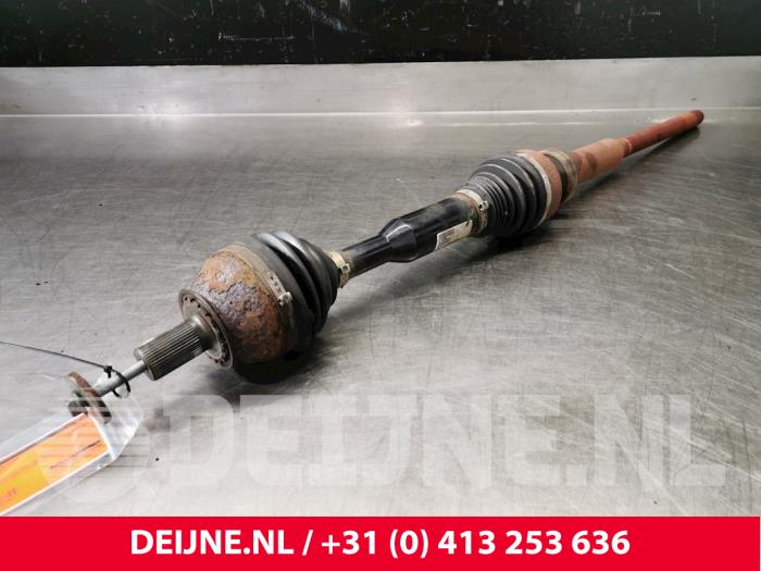 Front drive shaft, right from a Volvo XC60 I (DZ) 2.4 D5 20V AWD Geartronic 2014