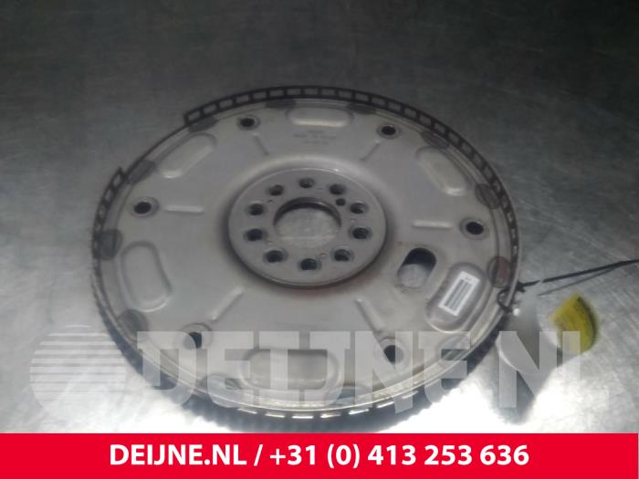 Gebrauchte Starterkranz Volvo XC90 II 2.0 D5 16V AWD Preis € 100,00 Margenregelung angeboten von van Deijne Onderdelen Uden B.V.
