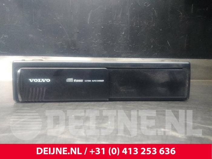 Navigation module from a Volvo XC70 (SZ) XC70 2.4 T 20V 2000