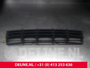 Used Bumper grille Volvo V50 (MW) 1.8 16V Price € 20,00 Margin scheme offered by van Deijne Onderdelen Uden B.V.