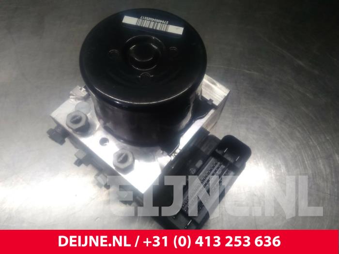Używane Pompa ABS Volvo XC60 I (DZ) 2.4 D5 20V AWD Geartronic Cena € 90,00 Procedura marży oferowane przez van Deijne Onderdelen Uden B.V.