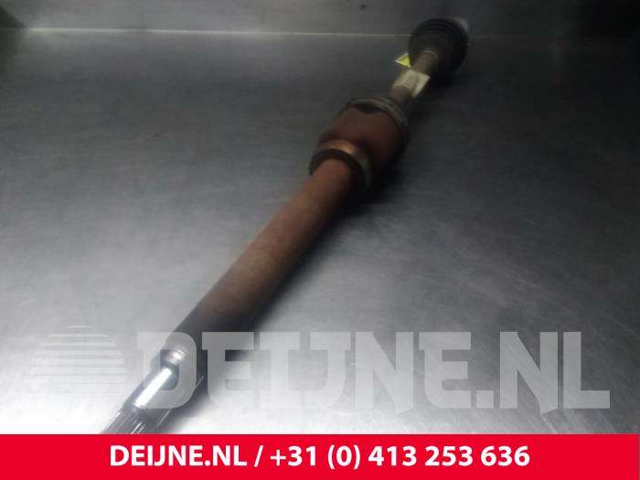 Front drive shaft, right from a Volvo V70 (BW) 1.6 DRIVe,D2 2011