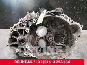 Used Gearbox Volvo V40 (MV) 2.0 D3 20V Price € 500,00 Margin scheme offered by van Deijne Onderdelen Uden B.V.