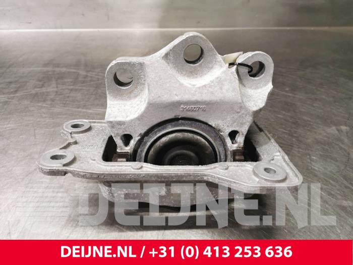 Used Engine mount Volvo XC60 II (UZ) 2.0 D4 16V Price € 50,00 Margin scheme offered by van Deijne Onderdelen Uden B.V.