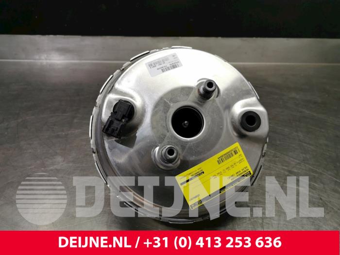 Usagé Servo frein Volvo XC60 II (UZ) 2.0 D4 16V Prix € 250,00 Règlement à la marge proposé par van Deijne Onderdelen Uden B.V.