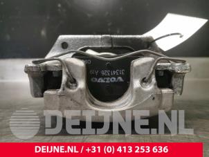Used Rear brake calliper, right Volvo V40 (MV) 1.5 T3 16V Geartronic Price € 40,00 Margin scheme offered by van Deijne Onderdelen Uden B.V.