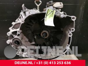 Used Gearbox Volvo V60 I (FW/GW) 2.0 D4 16V Price € 500,00 Margin scheme offered by van Deijne Onderdelen Uden B.V.