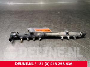 Usagé Système d'injection Volvo XC70 (BZ) Prix € 121,00 Prix TTC proposé par van Deijne Onderdelen Uden B.V.