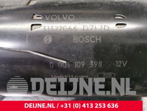 Usagé Démarreur Volvo XC60 I (DZ) 2.4 D5 20V 205 AWD Prix € 30,00 Règlement à la marge proposé par van Deijne Onderdelen Uden B.V.