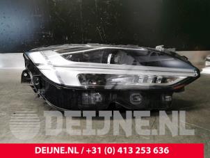 Gebrauchte Scheinwerfer rechts Volvo V90 II (PW) 2.0 D4 16V Preis € 750,00 Margenregelung angeboten von van Deijne Onderdelen Uden B.V.