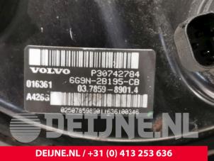 Usagé Assistant de freinage Volvo S80 (AR/AS) 4.4 V8 32V AWD Prix € 60,00 Règlement à la marge proposé par van Deijne Onderdelen Uden B.V.