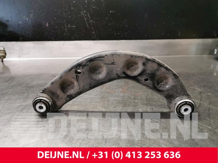Rear upper wishbone, right from a Volvo V90 II (PW) 2.0 D4 16V 2018