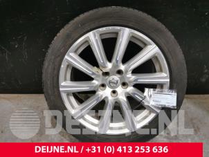 Used Wheel Volvo V90 II (PW) 2.0 D4 16V Price € 250,00 Margin scheme offered by van Deijne Onderdelen Uden B.V.