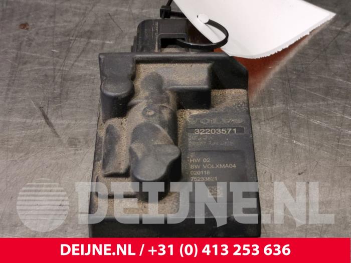Używane Modul paliwowy ADM Volvo V90 II (PW) 2.0 D4 16V Cena € 50,00 Procedura marży oferowane przez van Deijne Onderdelen Uden B.V.