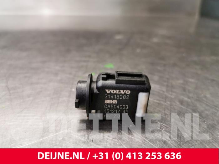 Begagnade Innetemperatursensor Volvo V90 II (PW) 2.0 D4 16V Pris € 150,00 Marginaltabell erbjuds av van Deijne Onderdelen Uden B.V.