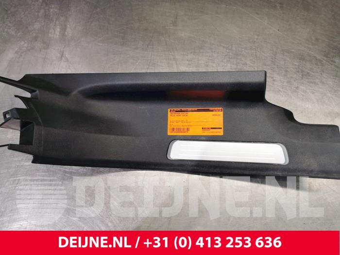 Begagnade Innerbelysning Volvo XC90 II 2.0 D5 16V AWD Pris € 50,00 Marginaltabell erbjuds av van Deijne Onderdelen Uden B.V.