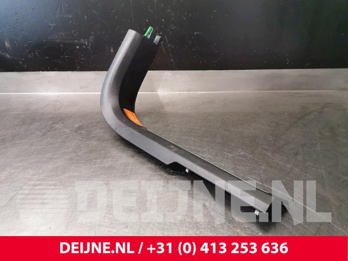 Begagnade Innerbelysning Volvo XC90 II 2.0 D5 16V AWD Pris € 50,00 Marginaltabell erbjuds av van Deijne Onderdelen Uden B.V.