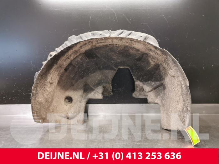 Wheel arch liner Volvo XC90 II 2.0 D5 16V AWD - 31353846