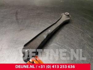 Used Rear lower wishbone, left Volvo XC90 II 2.0 D5 16V AWD Price € 25,00 Margin scheme offered by van Deijne Onderdelen Uden B.V.