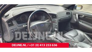 Gebrauchte Airbag links (Lenkrad) Volvo V70 (SW) 2.4 D5 20V Preis € 25,00 Margenregelung angeboten von van Deijne Onderdelen Uden B.V.