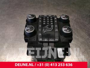 Used Heater control panel Volvo V40 (MV) 2.0 D4 16V Price € 75,00 Margin scheme offered by van Deijne Onderdelen Uden B.V.