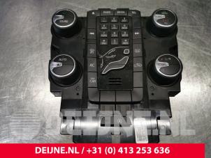 Used Heater control panel Volvo V40 (MV) 2.0 T2 16V Price € 75,00 Margin scheme offered by van Deijne Onderdelen Uden B.V.