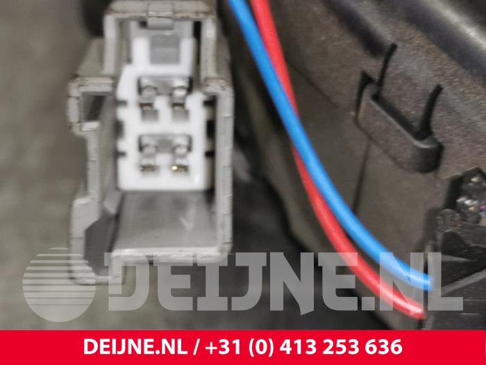 Mécanique de verrouillage hayon d'un Volvo XC60 I (DZ) 2.4 D3/D4 20V AWD 2012