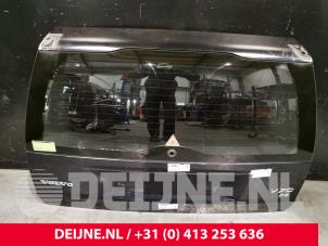 Używane Tylna klapa Volvo V70 (SW) 2.4 D5 20V Cena € 50,00 Procedura marży oferowane przez van Deijne Onderdelen Uden B.V.