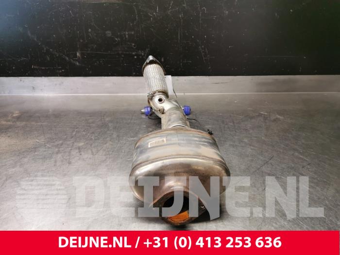 Catalytic converter from a Volvo XC90 II 2.0 D5 16V AWD 2019