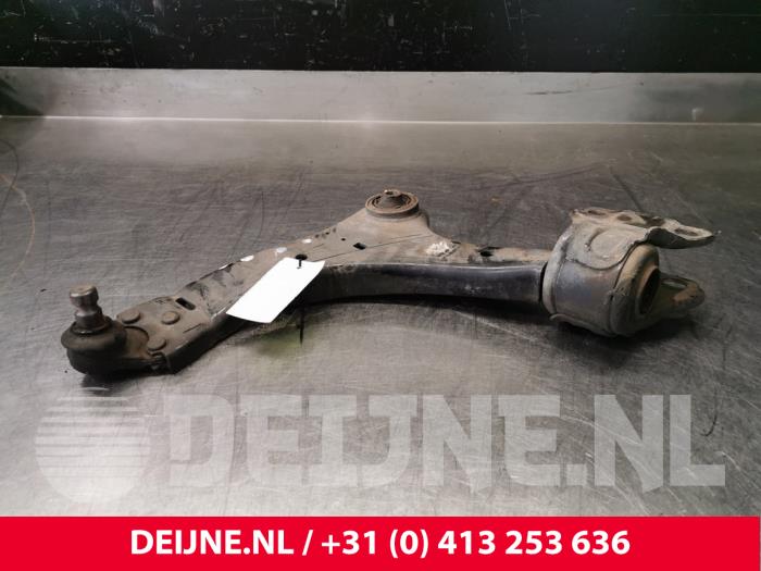 Front lower wishbone, left from a Volvo V60 Cross Country I (FZ) 2.0 T5 16V 2017
