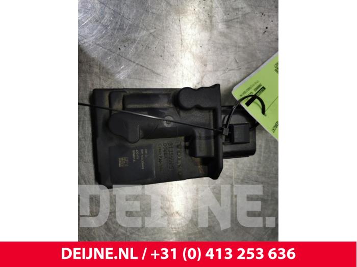 Używane Modul paliwowy ADM Volvo XC90 II 2.0 D5 16V AWD Cena € 150,00 Procedura marży oferowane przez van Deijne Onderdelen Uden B.V.