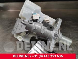 Używane Glówny cylinder hamulcowy Volvo XC90 II 2.0 D5 16V AWD Cena € 150,00 Procedura marży oferowane przez van Deijne Onderdelen Uden B.V.