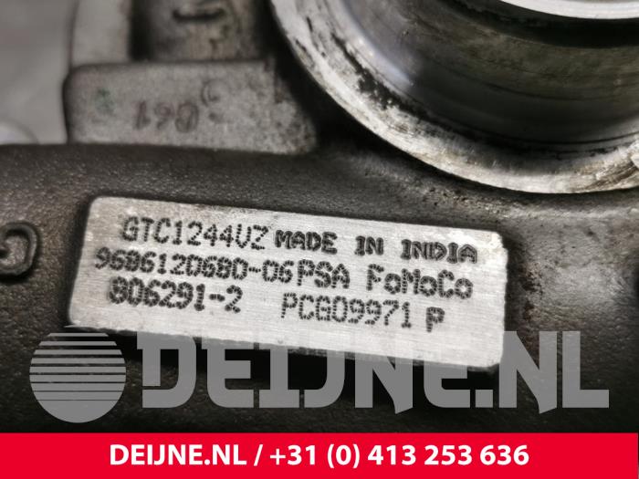 Gebrauchte Turbo Volvo V40 (MV) 1.6 D2 Preis € 150,00 Margenregelung angeboten von van Deijne Onderdelen Uden B.V.