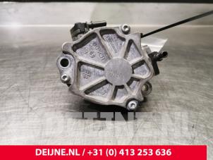 Used Vacuum pump (diesel) Volvo V40 (MV) 1.6 D2 Price € 60,00 Margin scheme offered by van Deijne Onderdelen Uden B.V.
