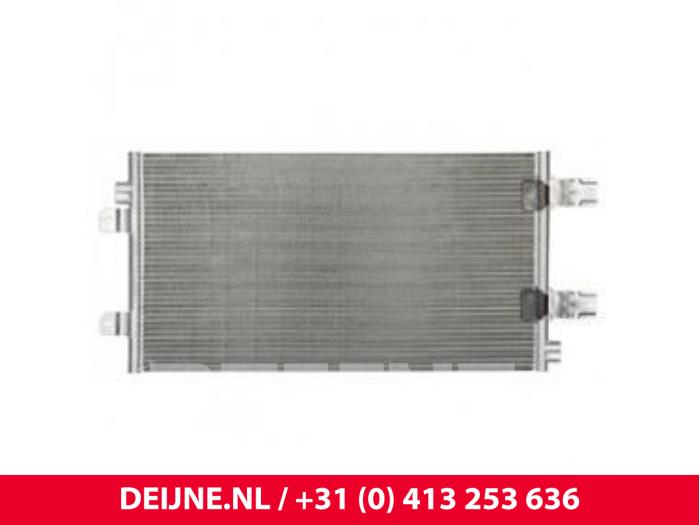 Air conditioning condenser from a Renault Master 2006