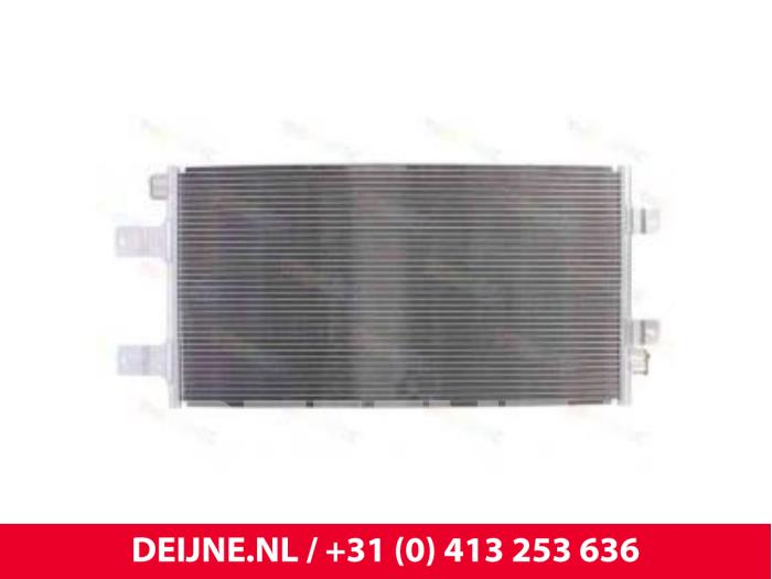 Air conditioning condenser from a Renault Master 2006