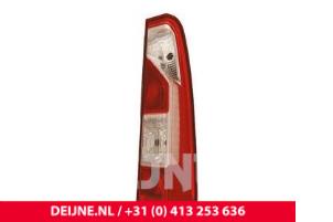 Neue Rücklicht rechts Opel Movano Preis € 67,76 Mit Mehrwertsteuer angeboten von van Deijne Onderdelen Uden B.V.