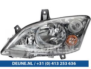 New Headlight, left Mercedes Vito Price € 147,62 Inclusive VAT offered by van Deijne Onderdelen Uden B.V.
