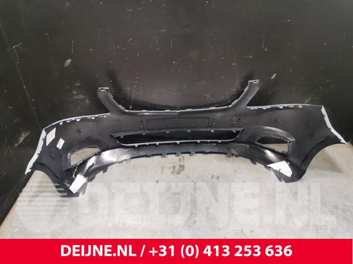 Front bumper from a Mercedes Vito 2015