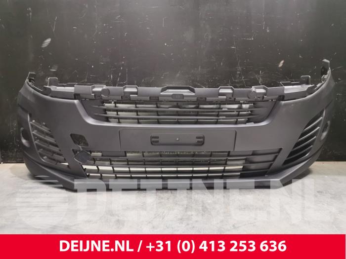 Front bumper from a Peugeot Expert 2017