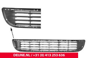 New Bumper grille Peugeot Partner Price € 21,18 Inclusive VAT offered by van Deijne Onderdelen Uden B.V.