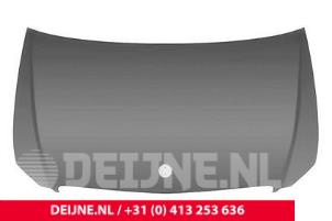 Nuevos Capó Mercedes Vito Precio € 211,75 IVA incluido ofrecido por van Deijne Onderdelen Uden B.V.