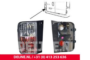 New Reversing light, left Opel Vivaro Price € 16,98 Inclusive VAT offered by van Deijne Onderdelen Uden B.V.