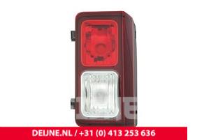 New Reversing light, left Opel Vivaro Price € 32,67 Inclusive VAT offered by van Deijne Onderdelen Uden B.V.