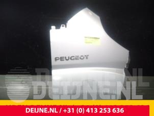 Used Front wing, right Peugeot Boxer (U9) 2.2 HDi 120 Euro 4 Price € 90,75 Inclusive VAT offered by van Deijne Onderdelen Uden B.V.