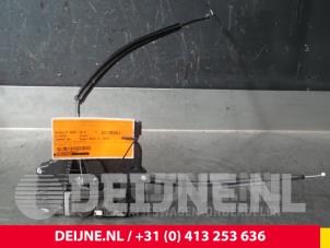 Gebrauchte Türschlossmechanik 2-türig rechts Citroen Jumper (U9) 2.2 HDi 130 Preis € 18,15 Mit Mehrwertsteuer angeboten von van Deijne Onderdelen Uden B.V.