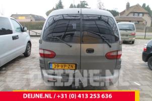 Used Minibus/van rear door window Hyundai H-1/Starex Travel 2.5 TD Price € 72,60 Inclusive VAT offered by van Deijne Onderdelen Uden B.V.